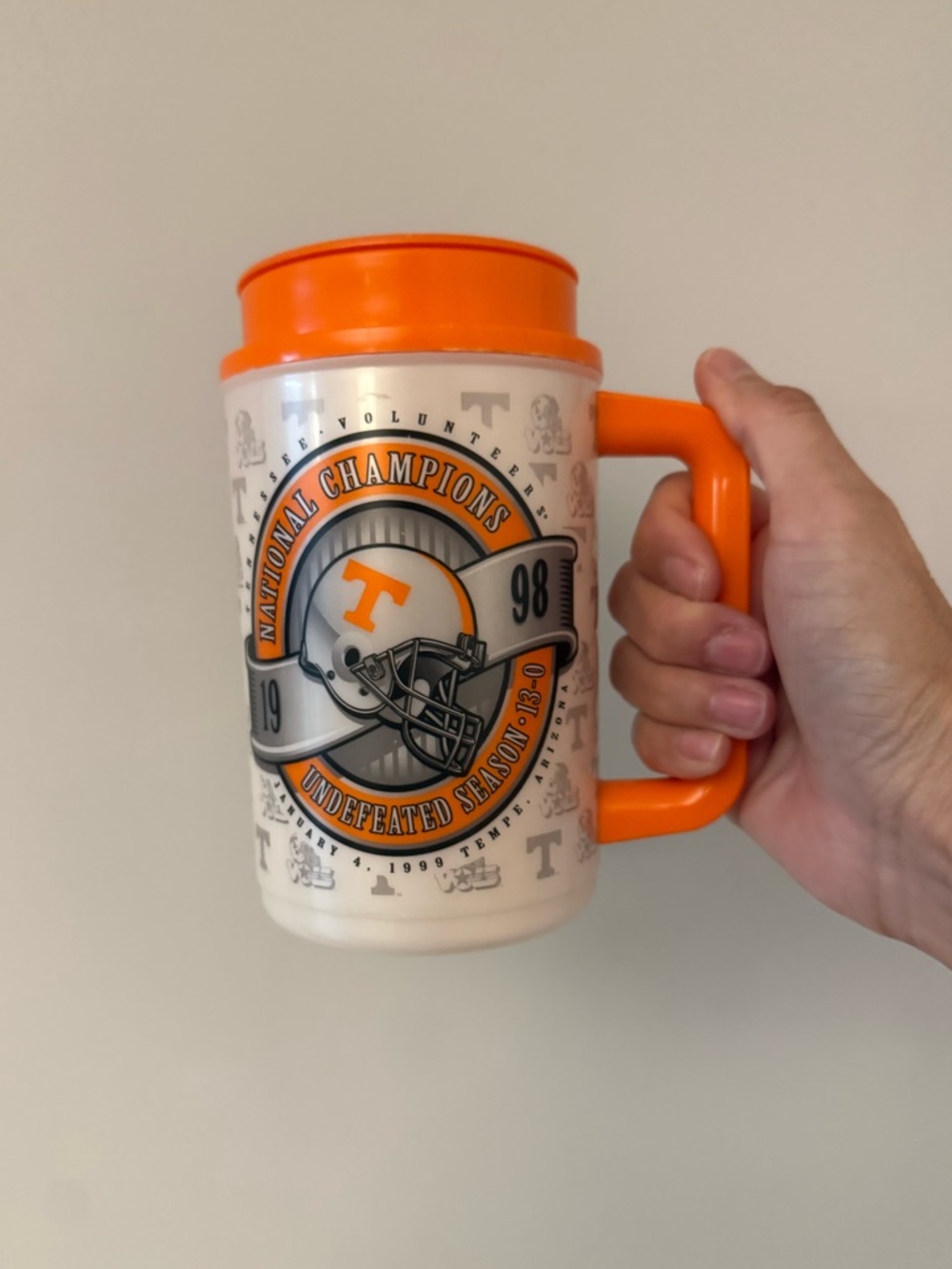 Vintage University of Tennessee Volunteers National Champions Whirley mug.